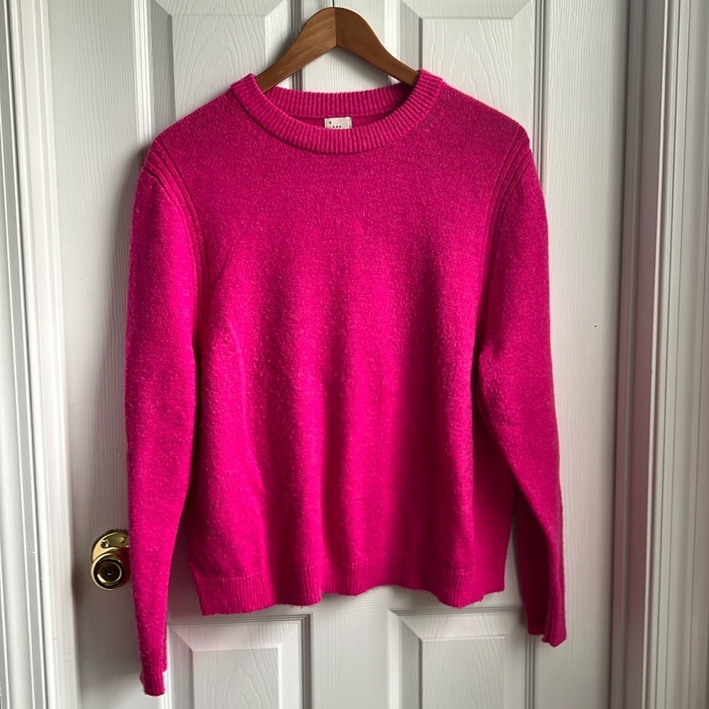 Bright Pink Crewneck Sweater Women’s size XL
